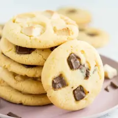 Leckere Chocolate Chip Cookies, wie vom Subway, nach diesem einfachen Rezept gebacken.